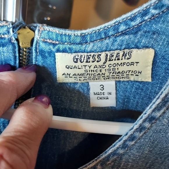 Vintage Guess women's denim sleeveless dress size 3 front pockets - Picture 2 of 16